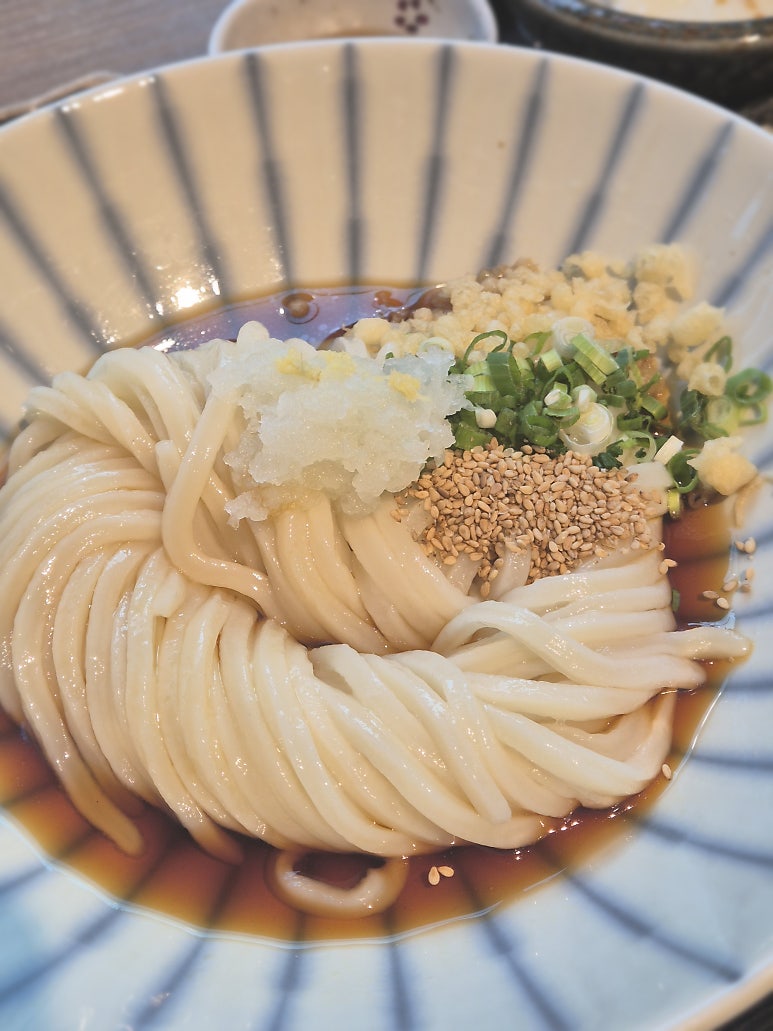 Udon Kinu: a chilled bukkake udon spot in Bangbae, Seoul (honest review)